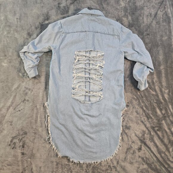 Kroix Shirt Womens Medium Blue Chambray Longline Distressed Rainbow Tunic - Picture 2 of 13